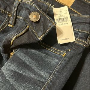 NWT women’s American Eagle Jeans